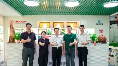 產(chǎn)學(xué)研促發(fā)展，廣科院教師一行蒞臨靈科超聲波交流